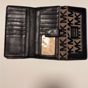 Michael Kors Black and Tan Wallet